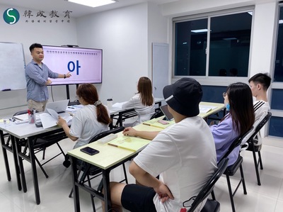 南寧日語留學培訓 開啟東瀛求學之路的專業指南